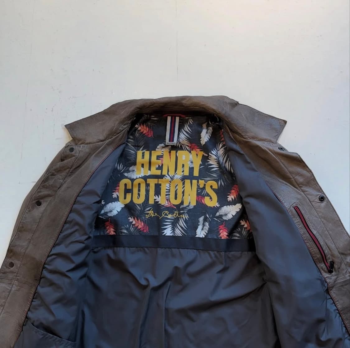 헨리코튼 아카이벌 레더 자켓 상품이미지4