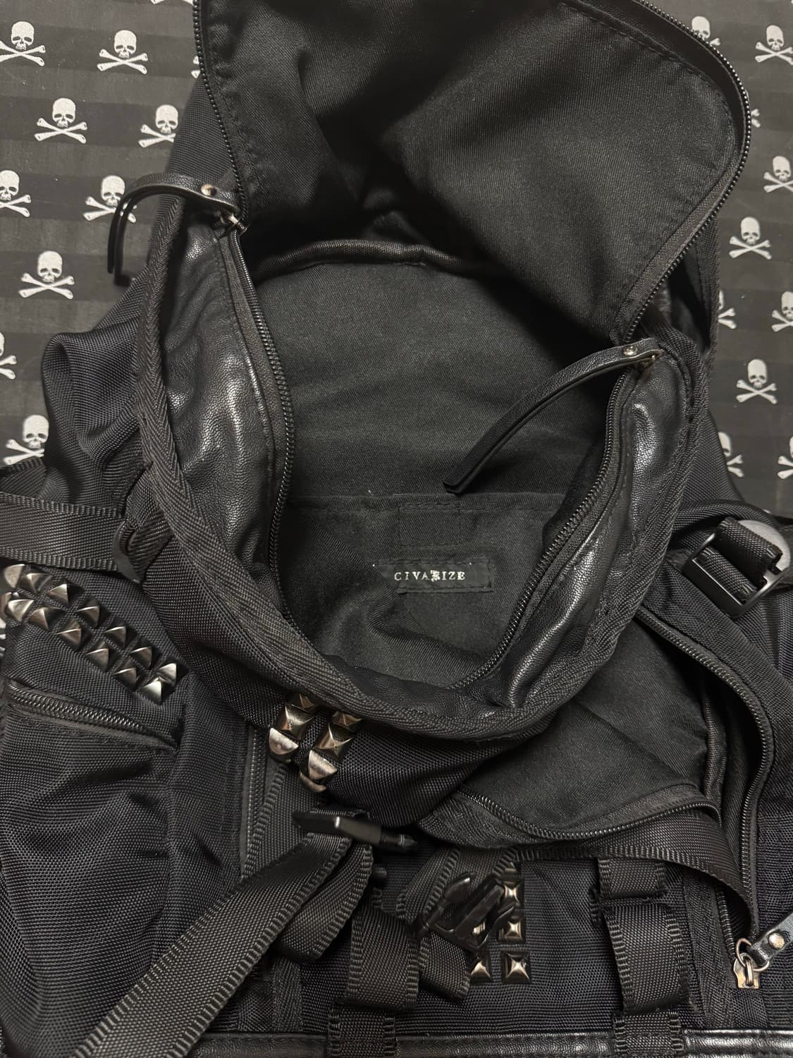 “CIVARIZE” Archvie stud backpack 상품이미지4