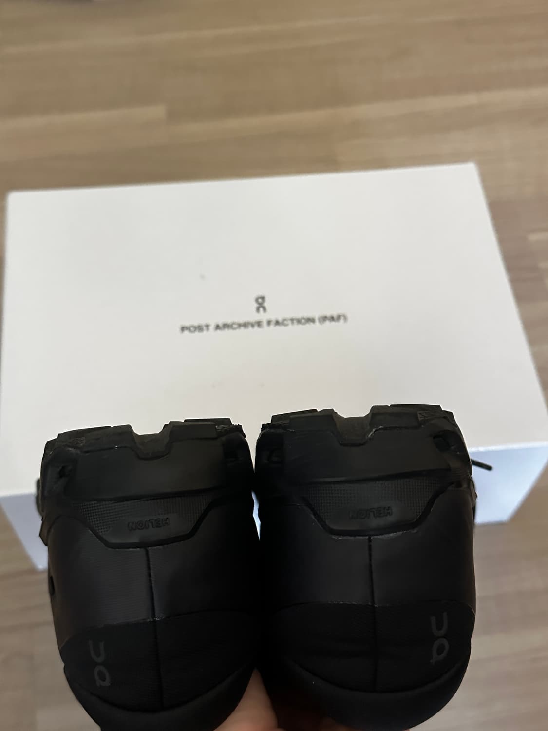 온 러닝 포스트 아카이브 팩션 클라우드벤쳐 피크 255 상품이미지3