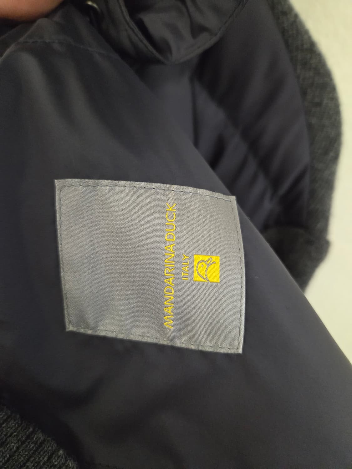만다리나덕 구스다운 후드 집업 상품이미지4