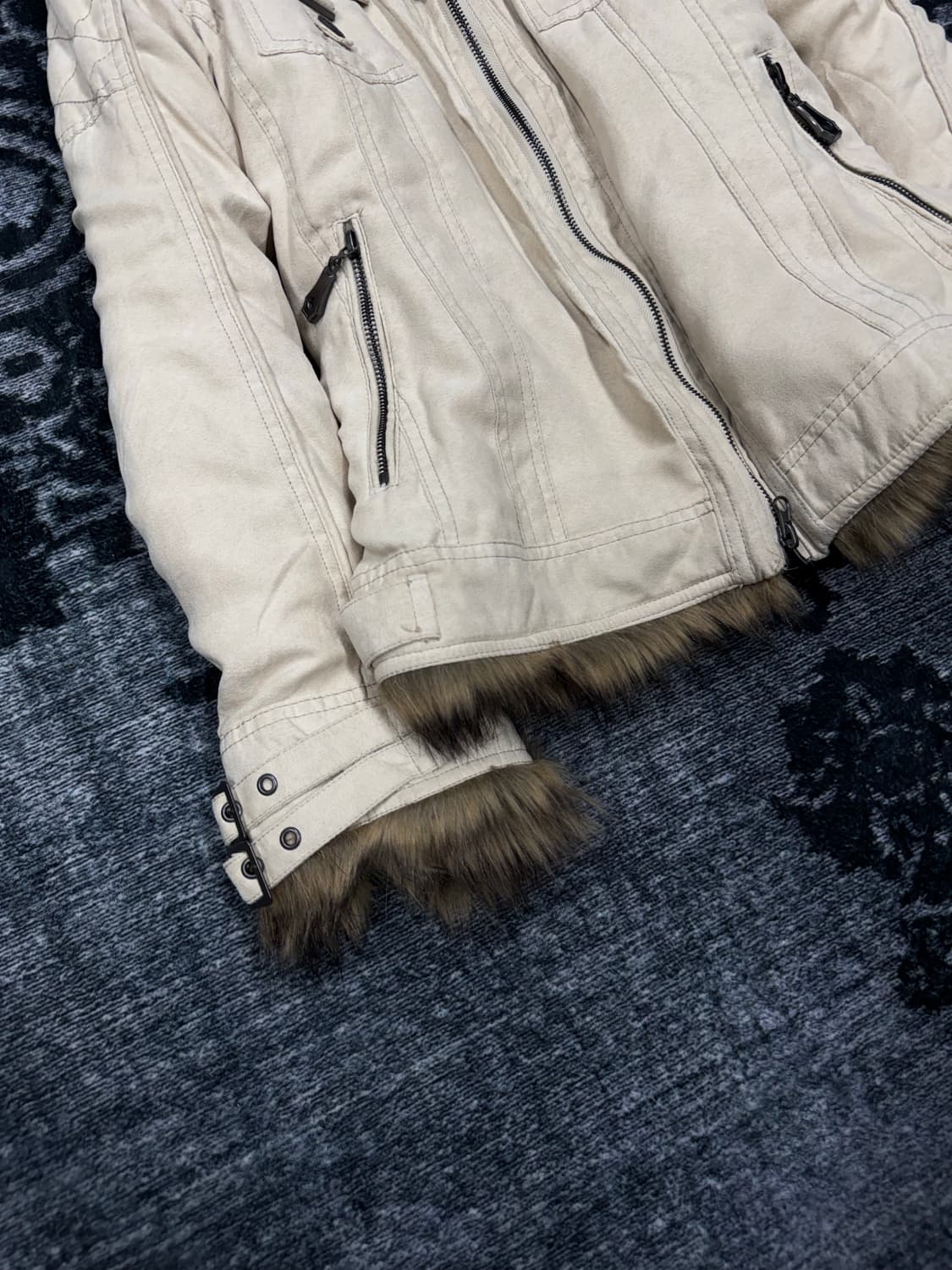 In the attic 00s trimming fur jacket 상품이미지4