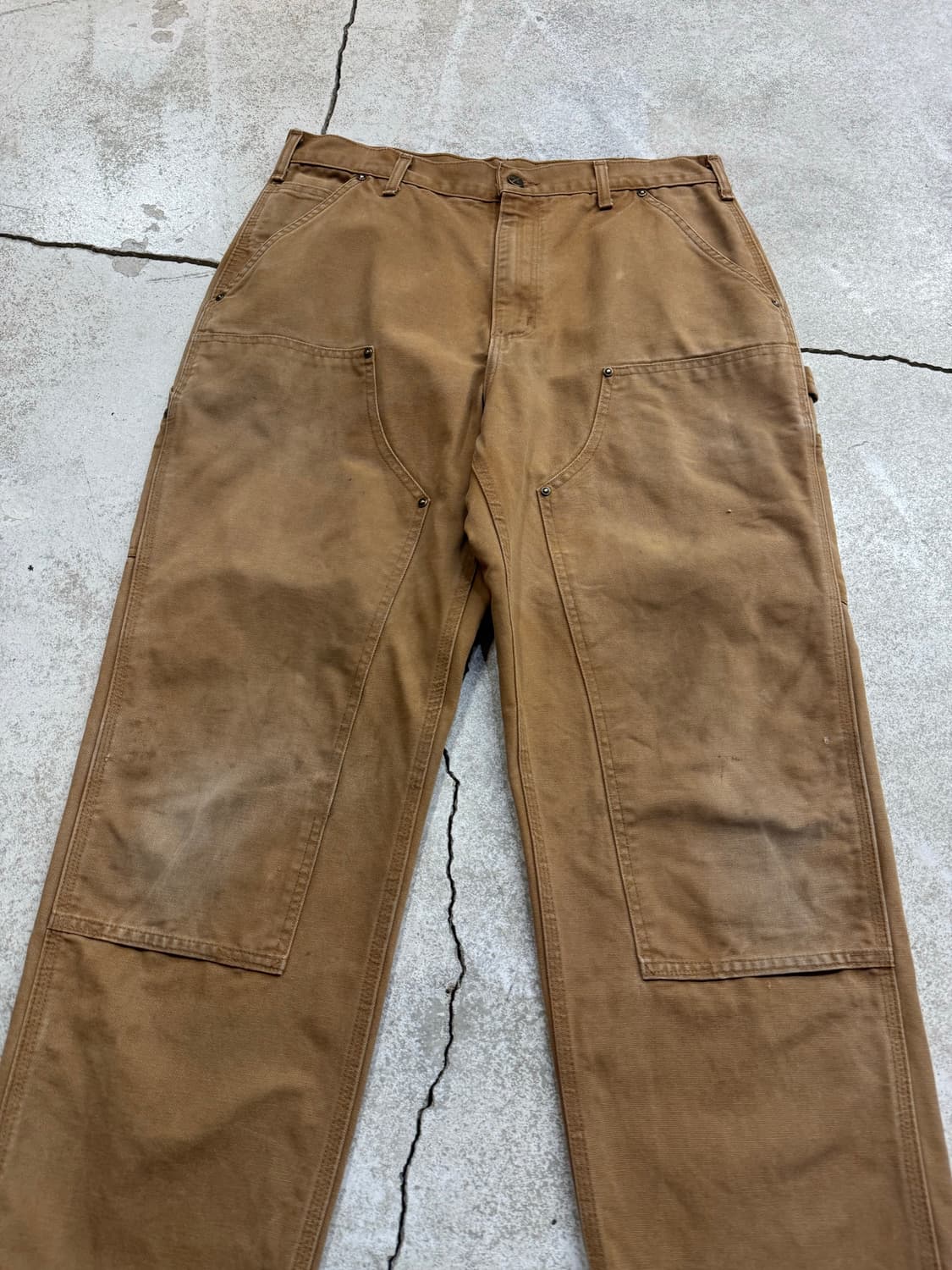 칼하트 B136 BRN 더블니 워크팬츠 상품이미지4