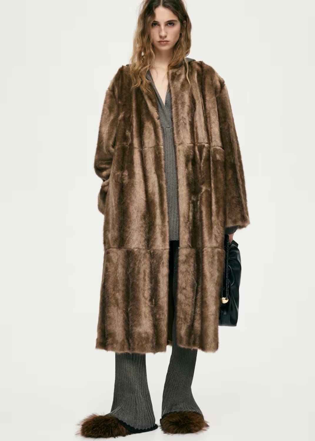 H&M 머플러 디테일 퍼 코트 상품이미지1