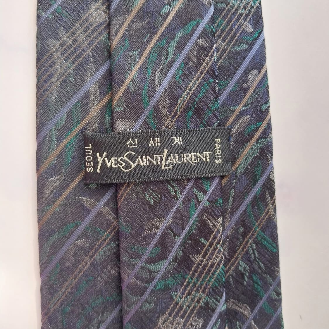 입생로랑 실크 스트라이프 아트 패턴 넥타이 8.7cm A등급 K2269 상품이미지9