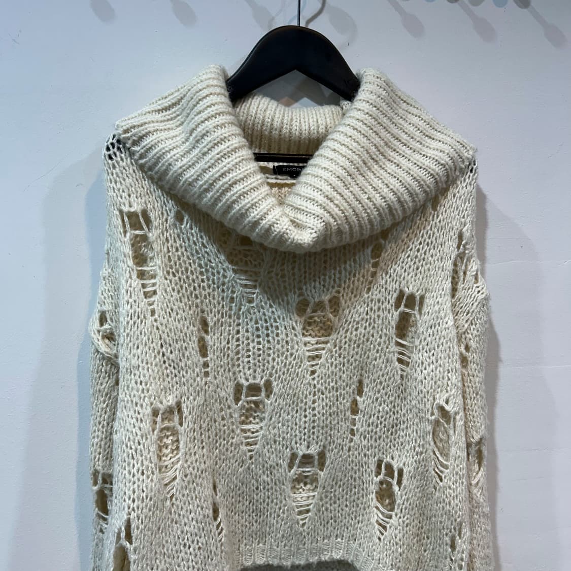 아이보리 그런지 크롭 니트 상품이미지6