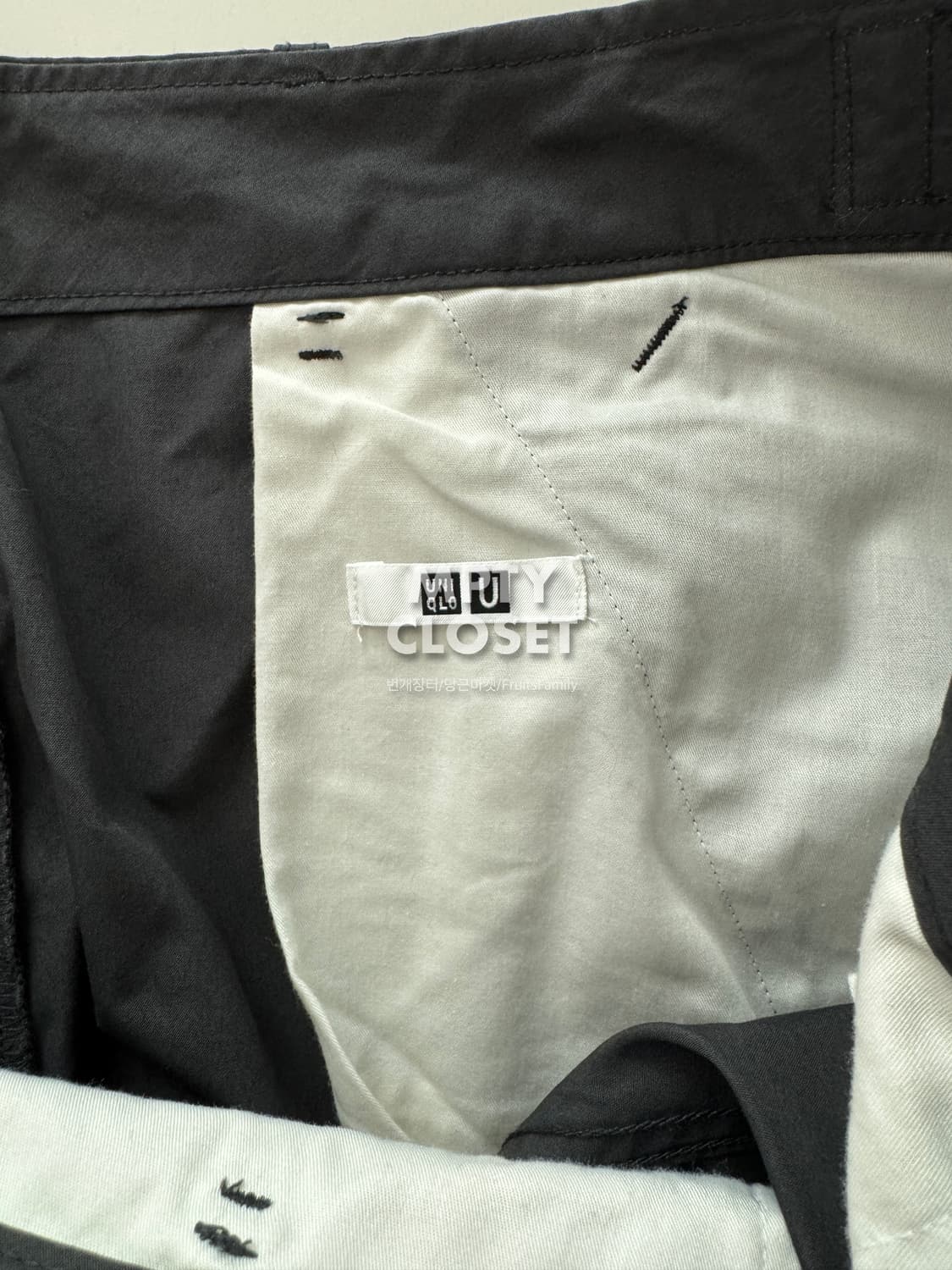 [82] 유니클로U 와이드 파라슈트 팬츠 457969 다크그레이 상품이미지6