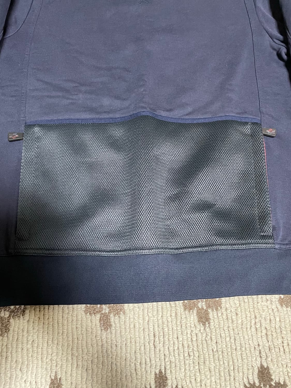 몽클레어 맨투맨 상품이미지3