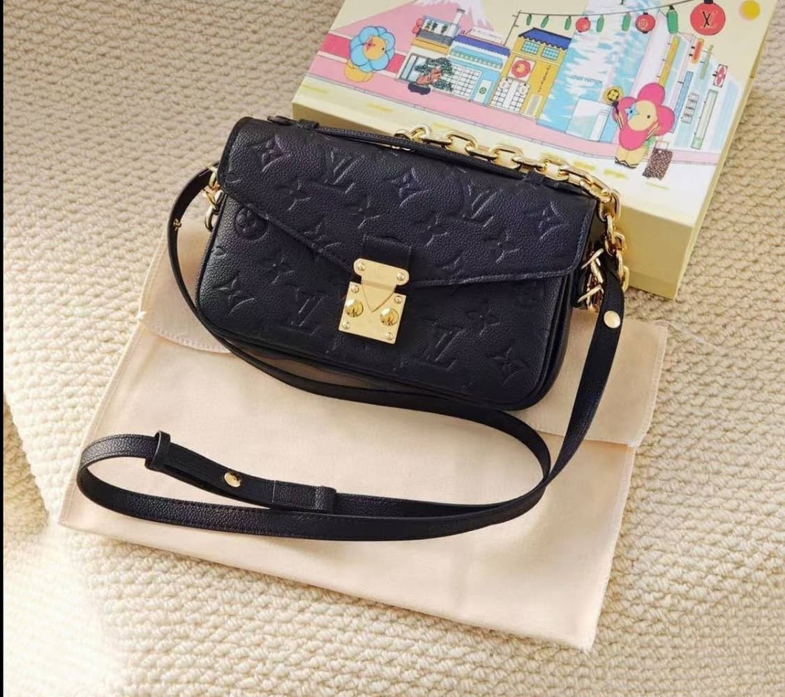 루이비통(Louis Vuitton) 포쉐트 메티스 이스트 웨스트 백 상품이미지1