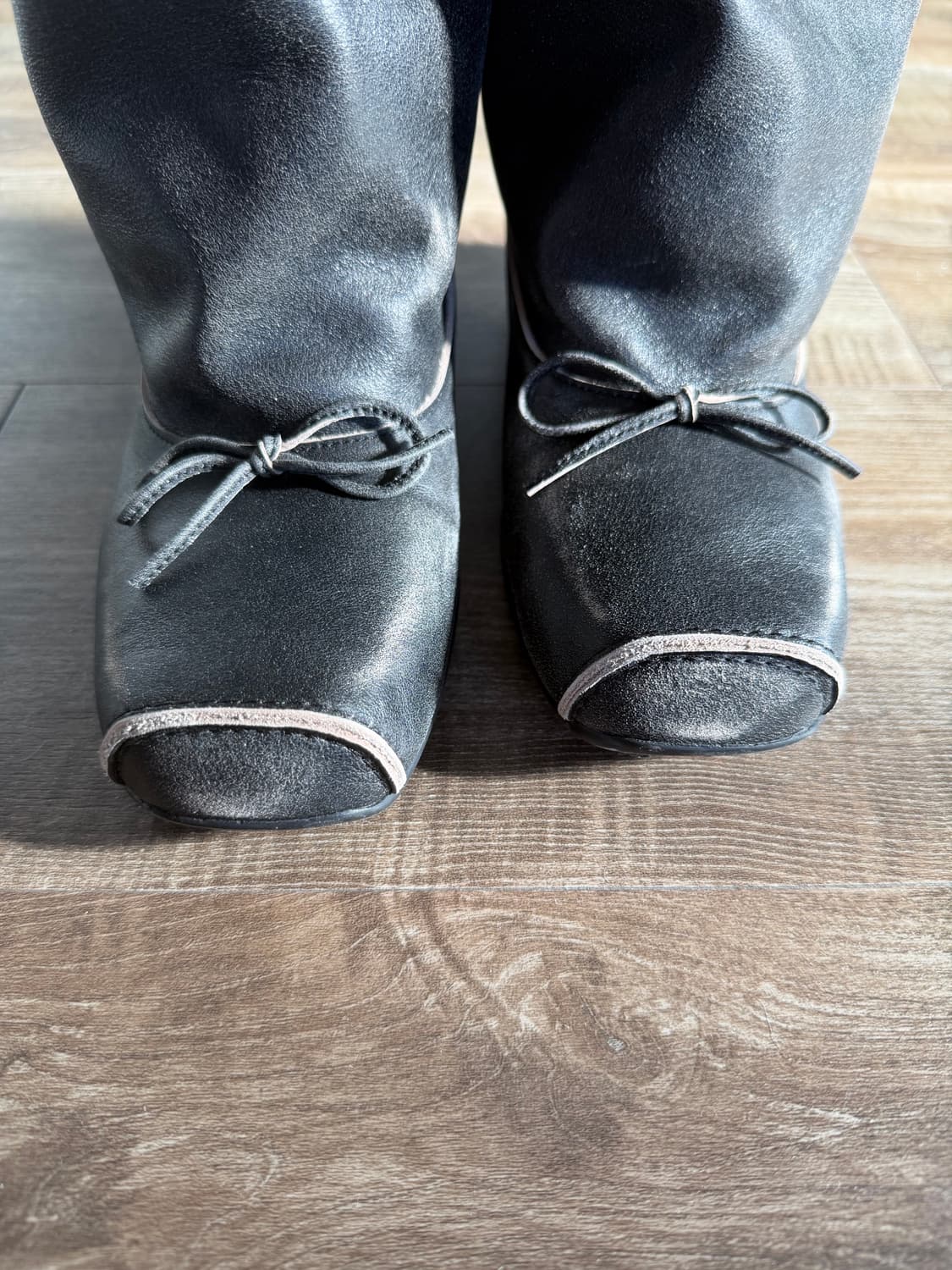 오픈와이와이 BALLET SLOUCHY SHORT BOOTS차콜 상품이미지9