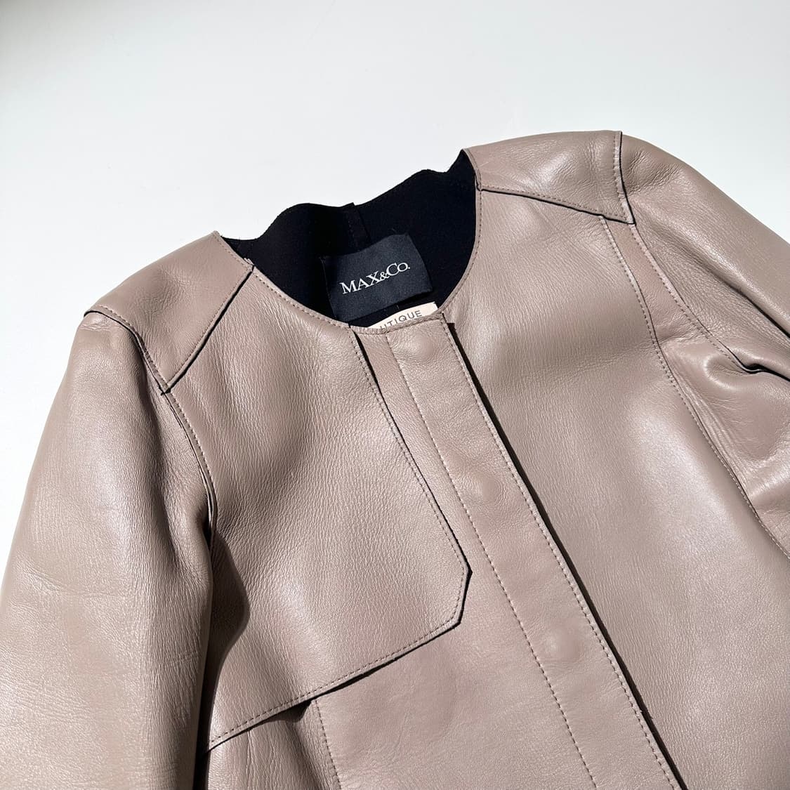 막스마라 막스앤코 부띠끄 레더 라운드넥 싱글 코트 상품이미지3