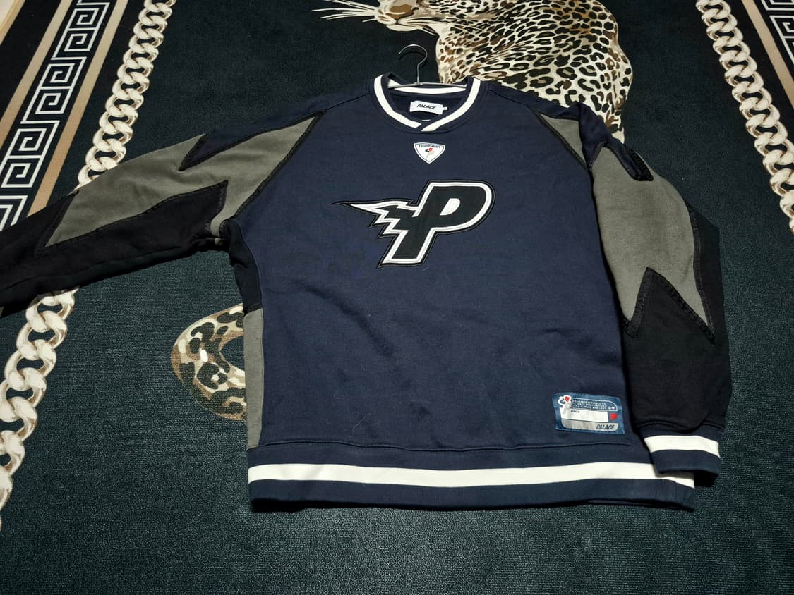 팔라스 21F/W 볼트 크루넥 스웻셔츠 블랙 그레이 XL 정품 상품이미지2