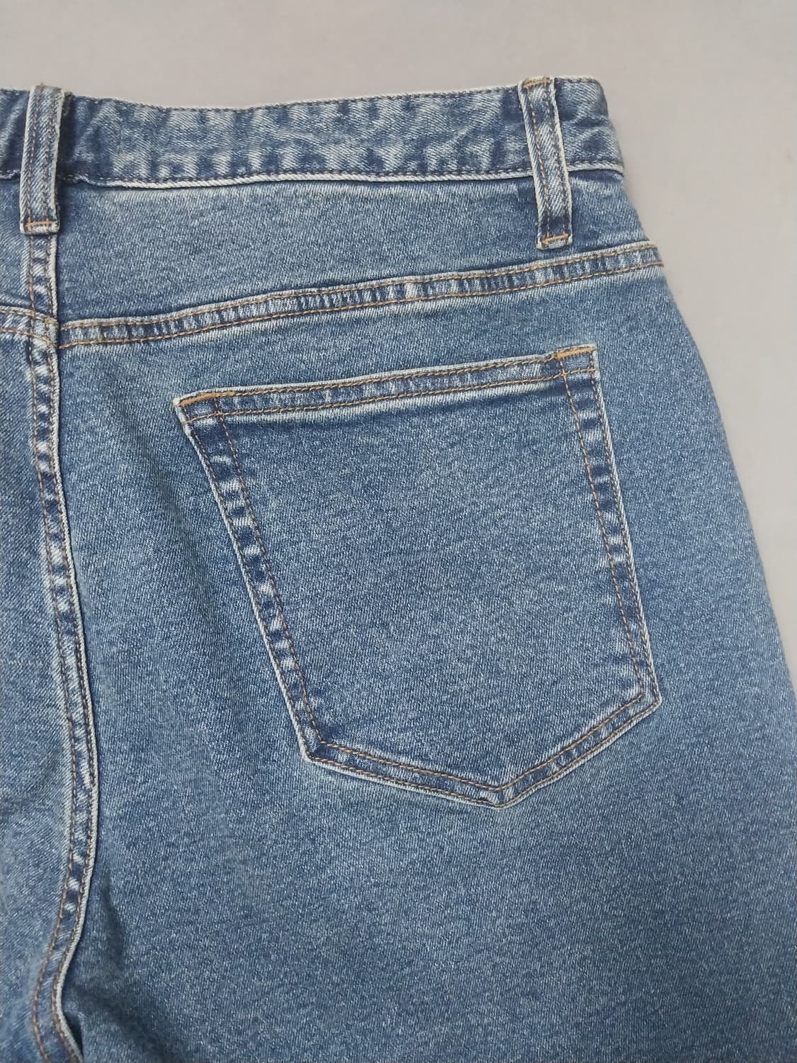 [36] 탑텐 배러데님 중청 스톤워싱 테이퍼드진 청바지 상품이미지9