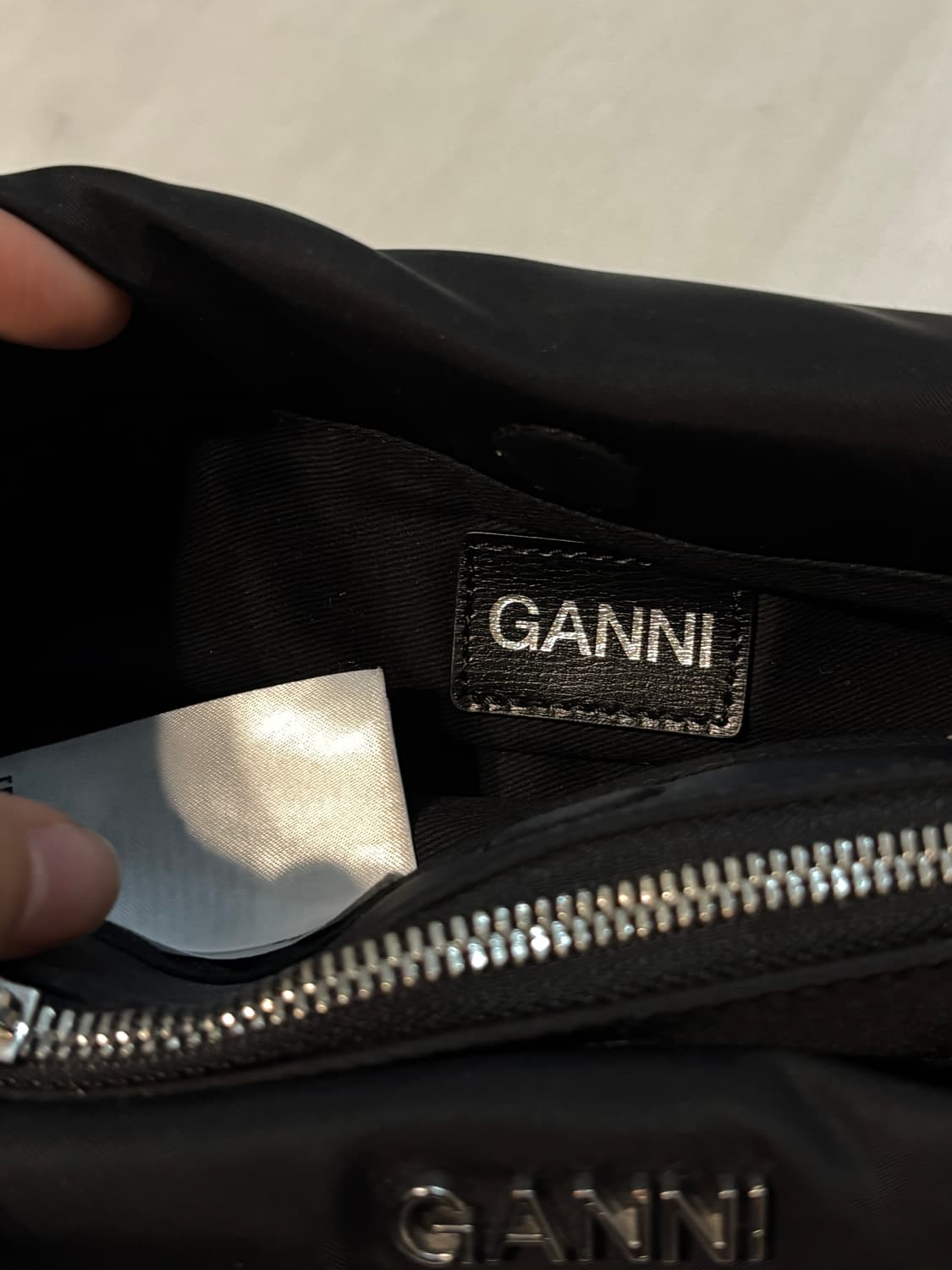 가니 ganni 필로우백 미니 상품이미지5