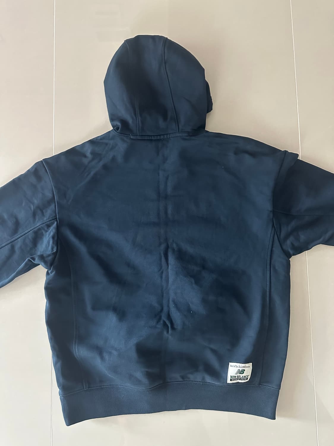뉴발란스 네이비 후드티 상품이미지2