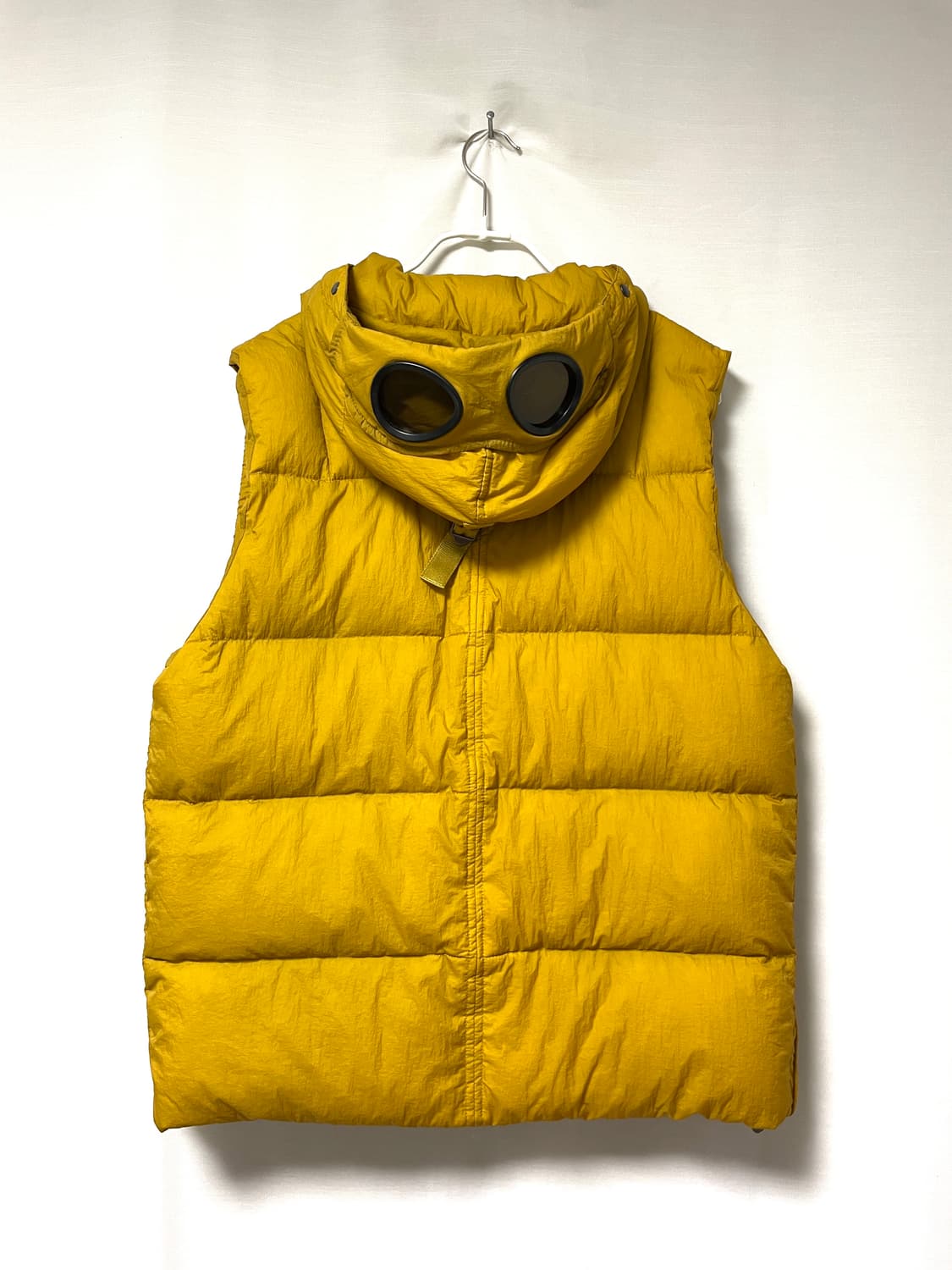 씨피컴퍼니 CPCOMPANY 고글후드 나일론 덕다운 패딩 베스트 조끼 상품이미지6