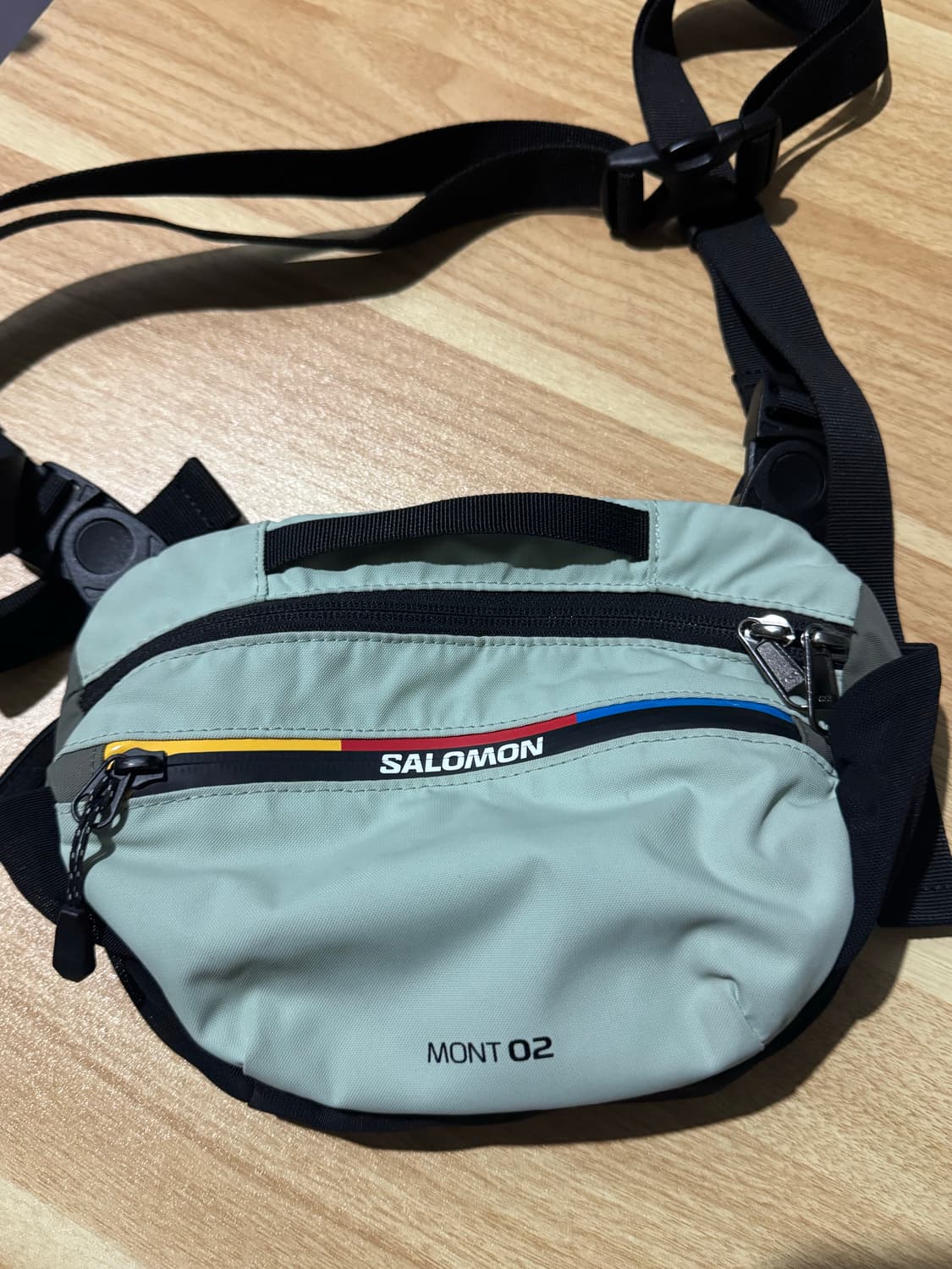 살로몬 몽트 미니 크로스바디백 상품이미지1