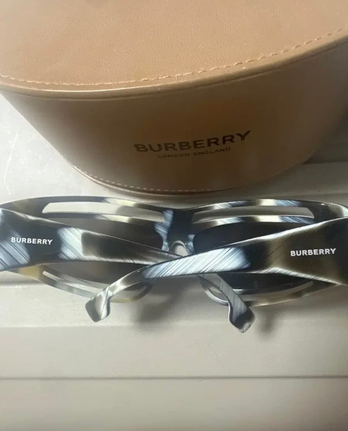 버버리 선글리스 상품이미지2