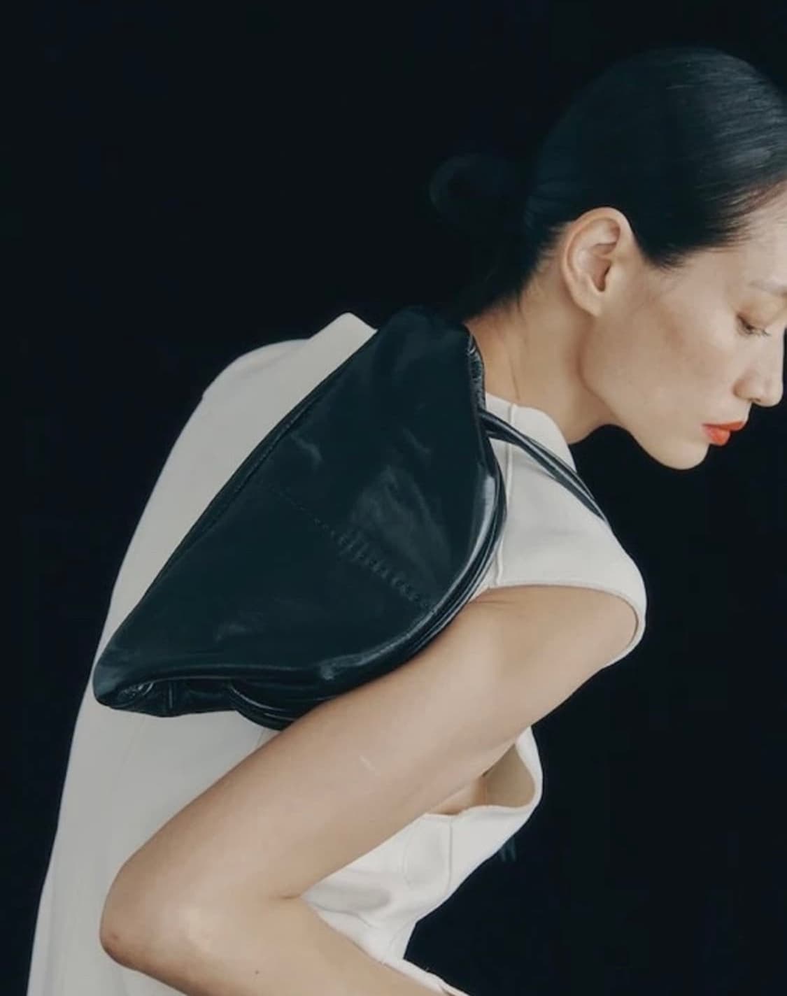 르베이지 레더 미니 토트백 상품이미지1