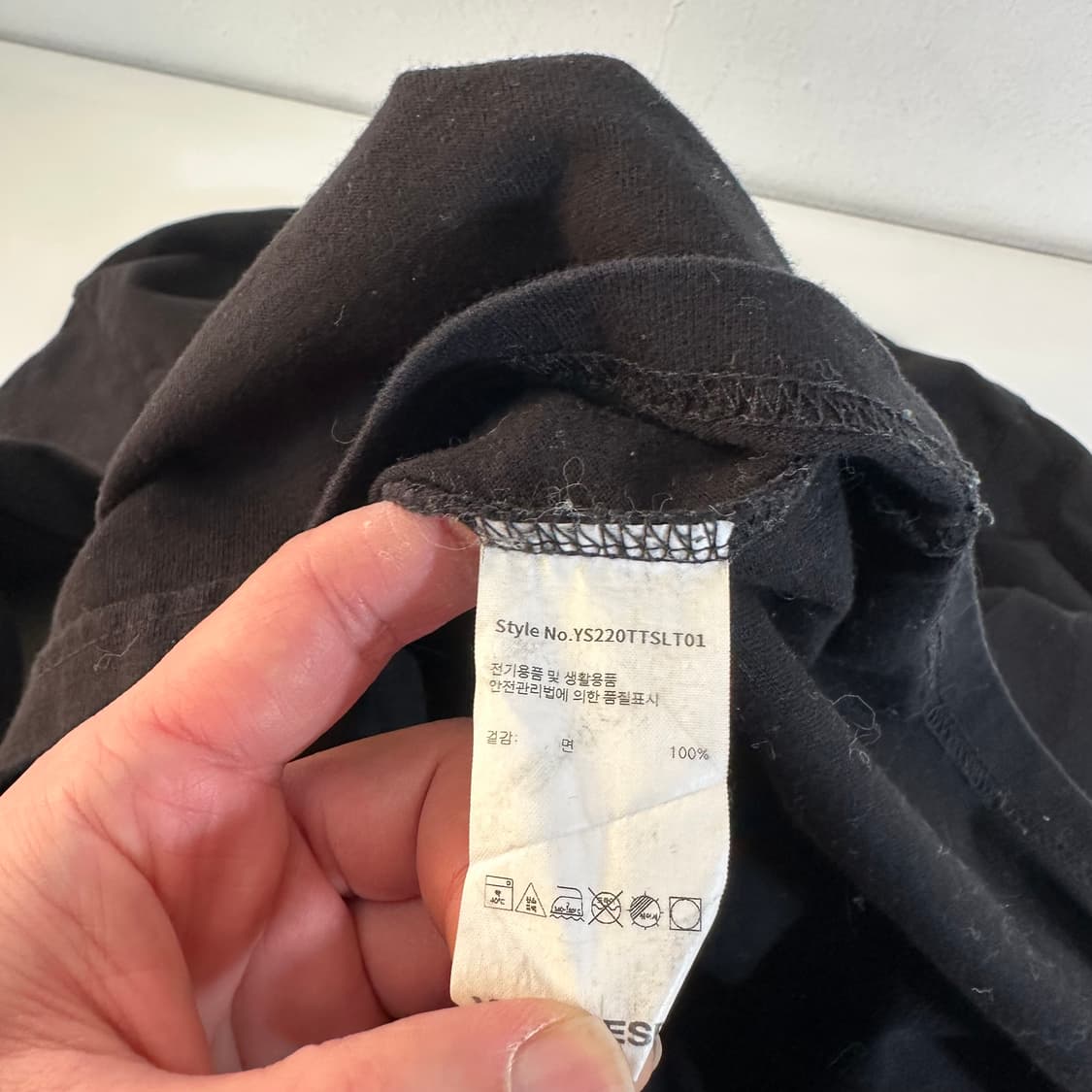 M 예스아이씨 블랙 백로고 롱슬리브 상품이미지5