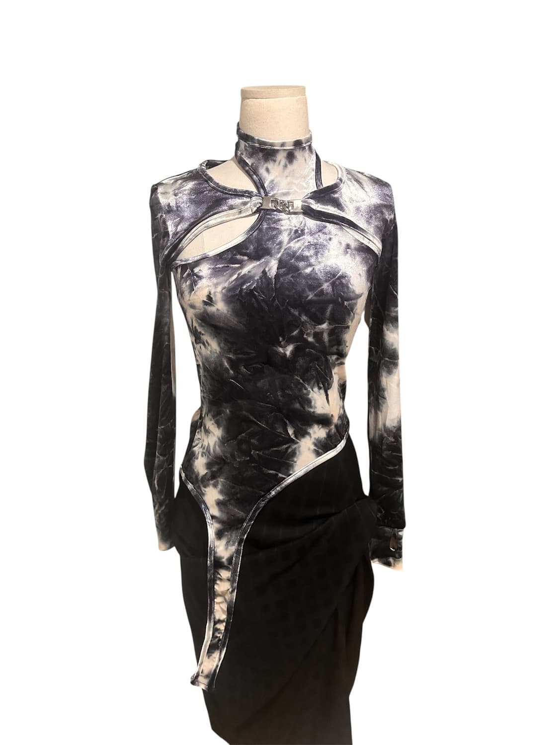 빈티지 아방가르드 y2k 타이다이 벨벳 탑 상품이미지1