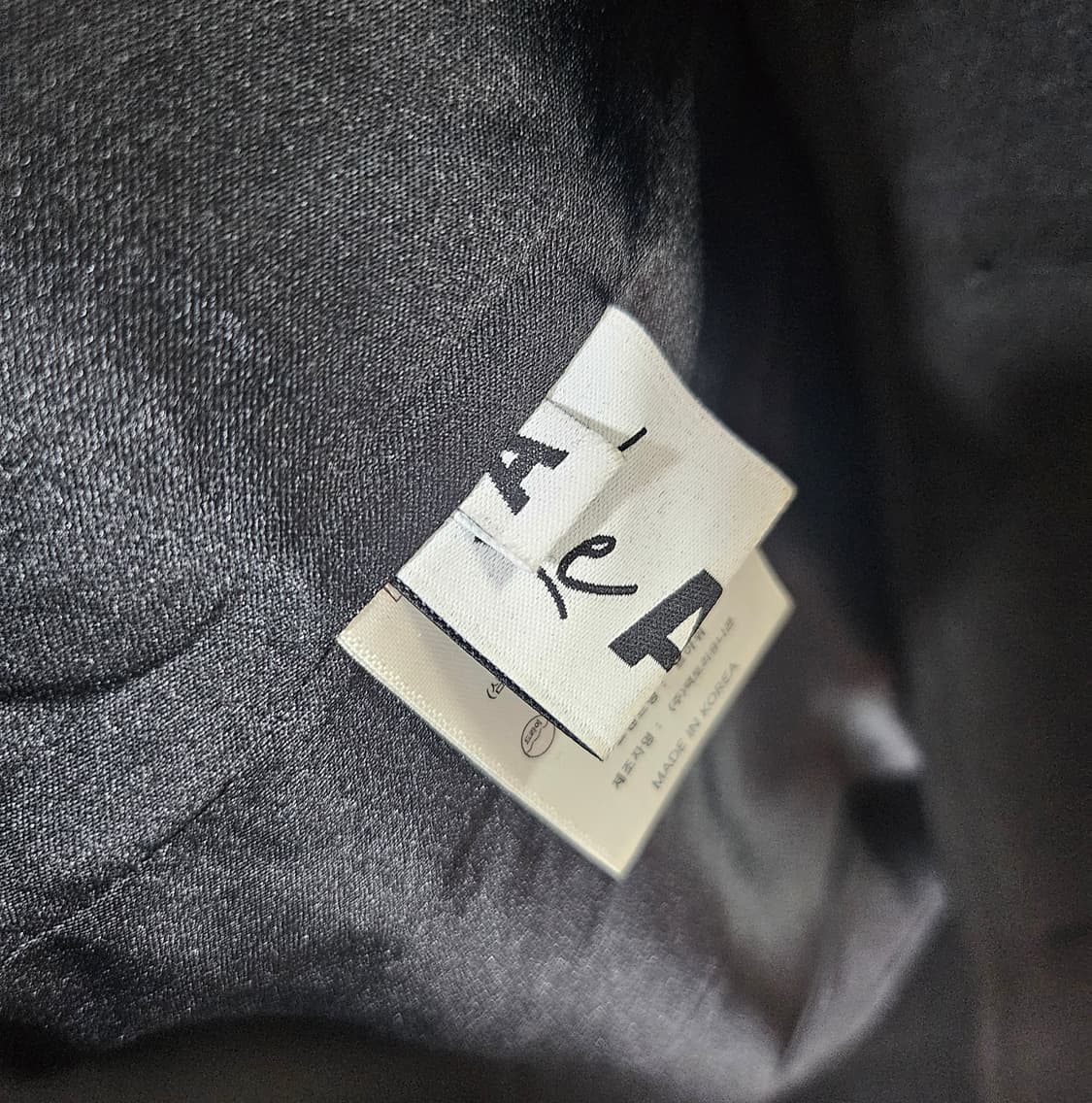 LeAwi 블랙 더블 코트 상품이미지4