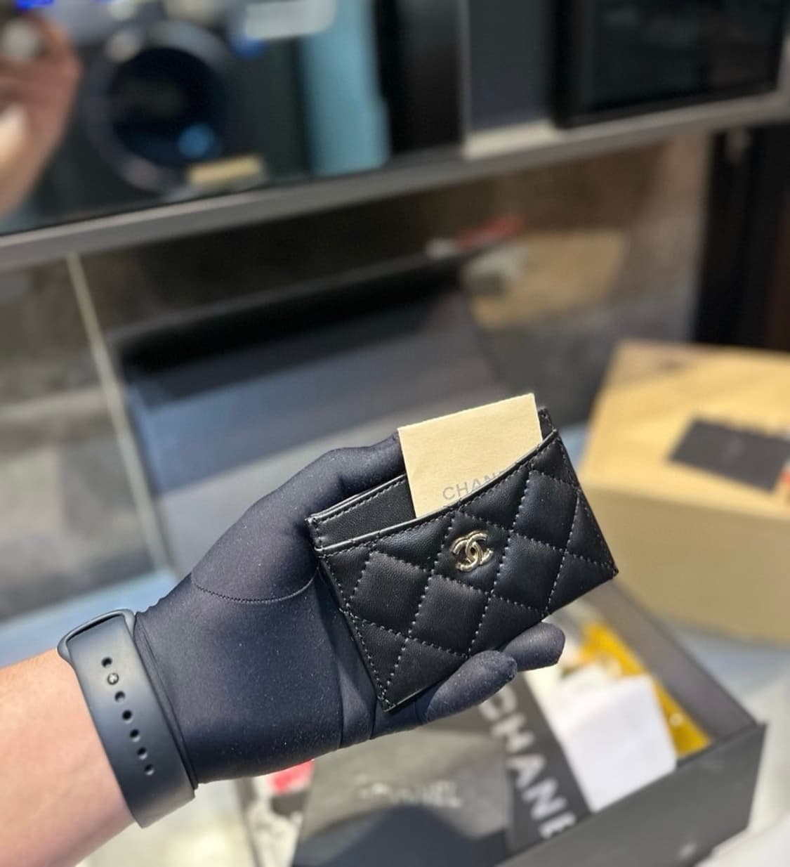  샤넬뷰티 램스킨 카드지갑 블랙 풀박스  상품이미지2