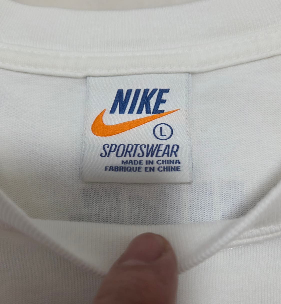 나이키 그래픽 화이트 반팔티  상품이미지6