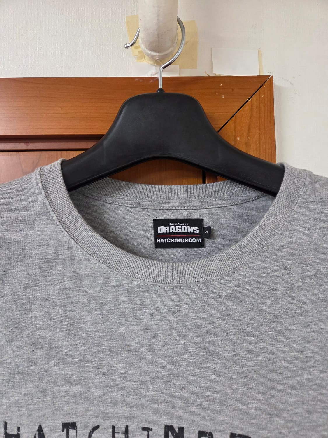 해칭룸 드래곤 카드 티셔츠 그레이 3사이즈 상품이미지4