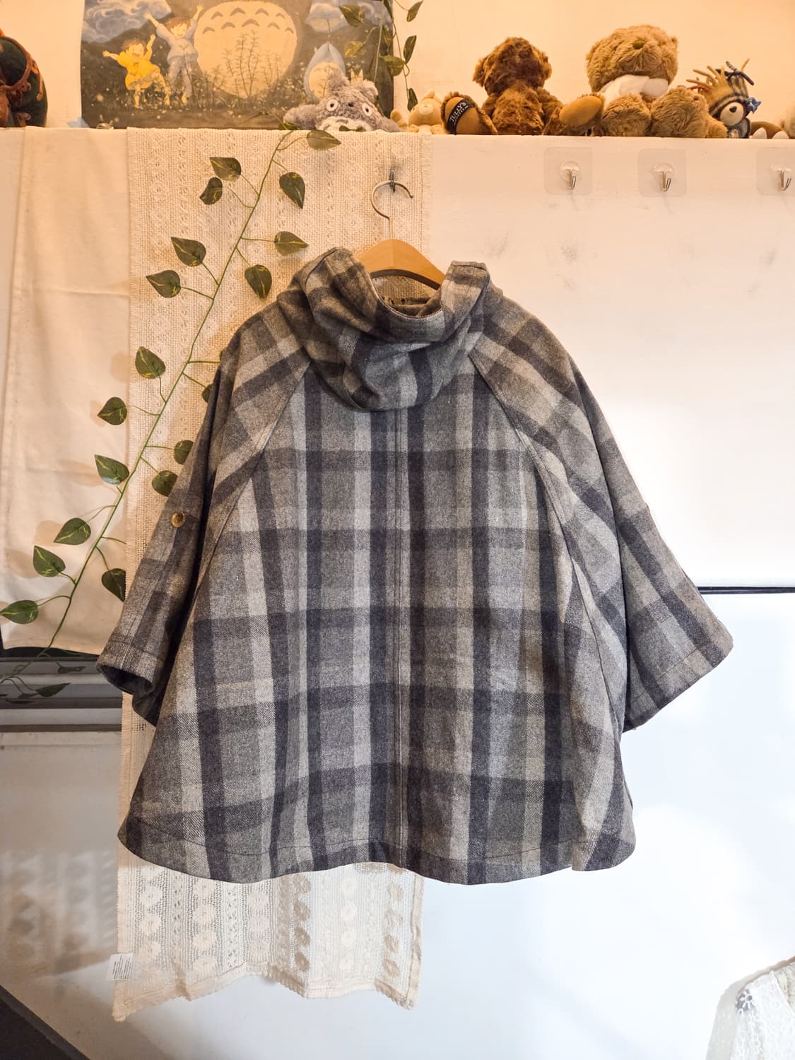 그레이 체크 케이프 울 코트 상품이미지7