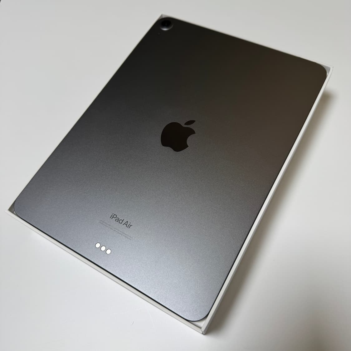 아이패드 에어5 64GB 스페이스그레이 상품이미지1
