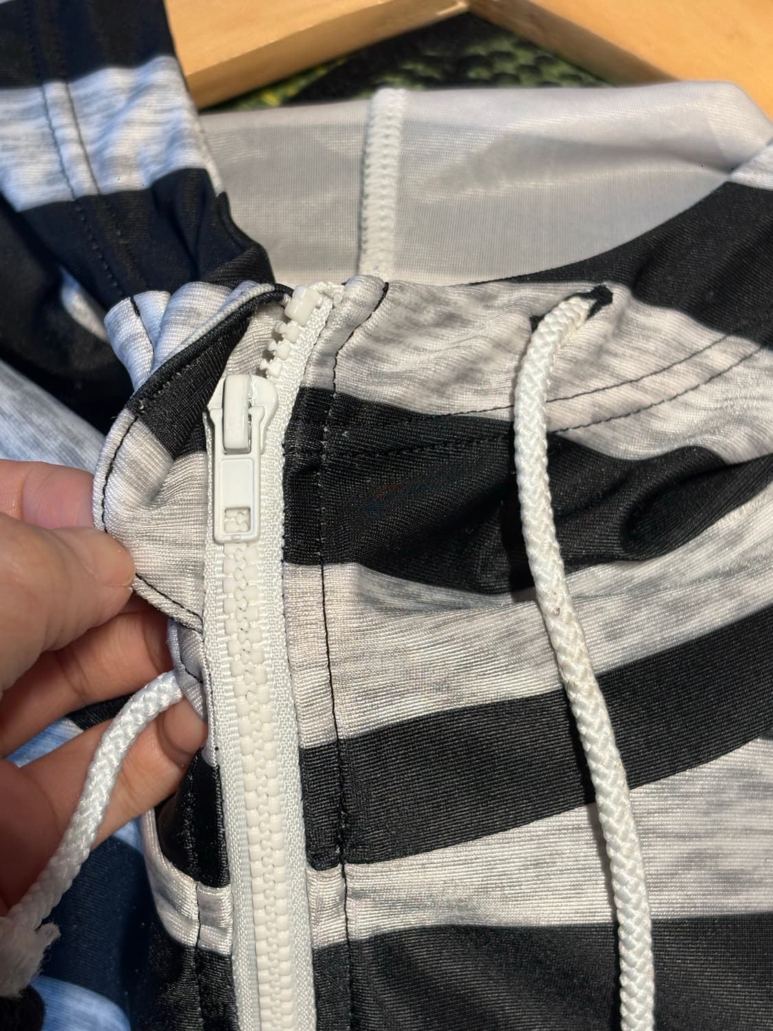 zebra zip-up hoodie 상품이미지4