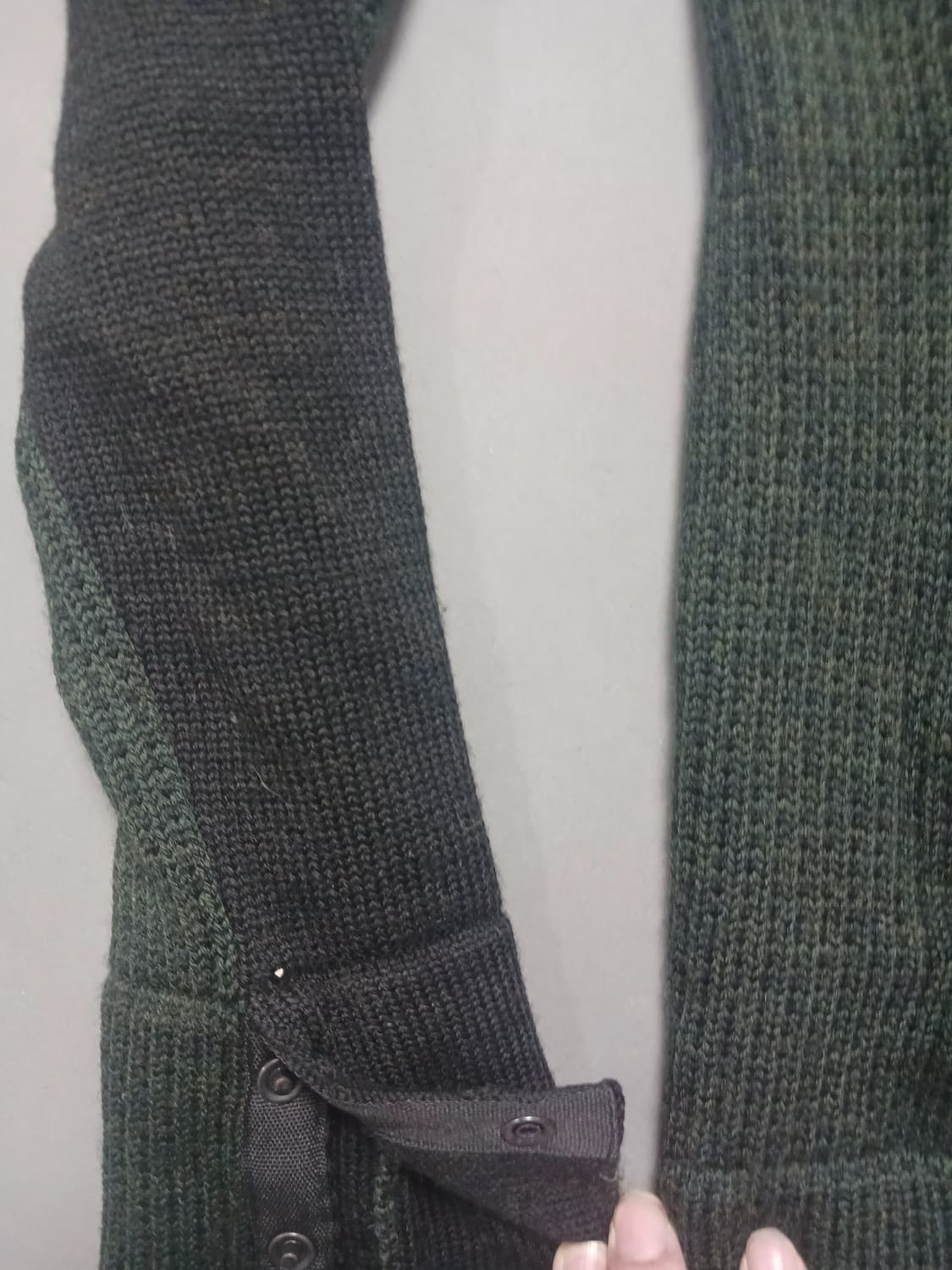 [M] 빅토리녹스 풀집업 니트 가디건 상품이미지4