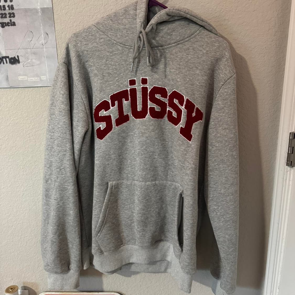 스투시 셰닐 아치 아플리케 후디 상품이미지1