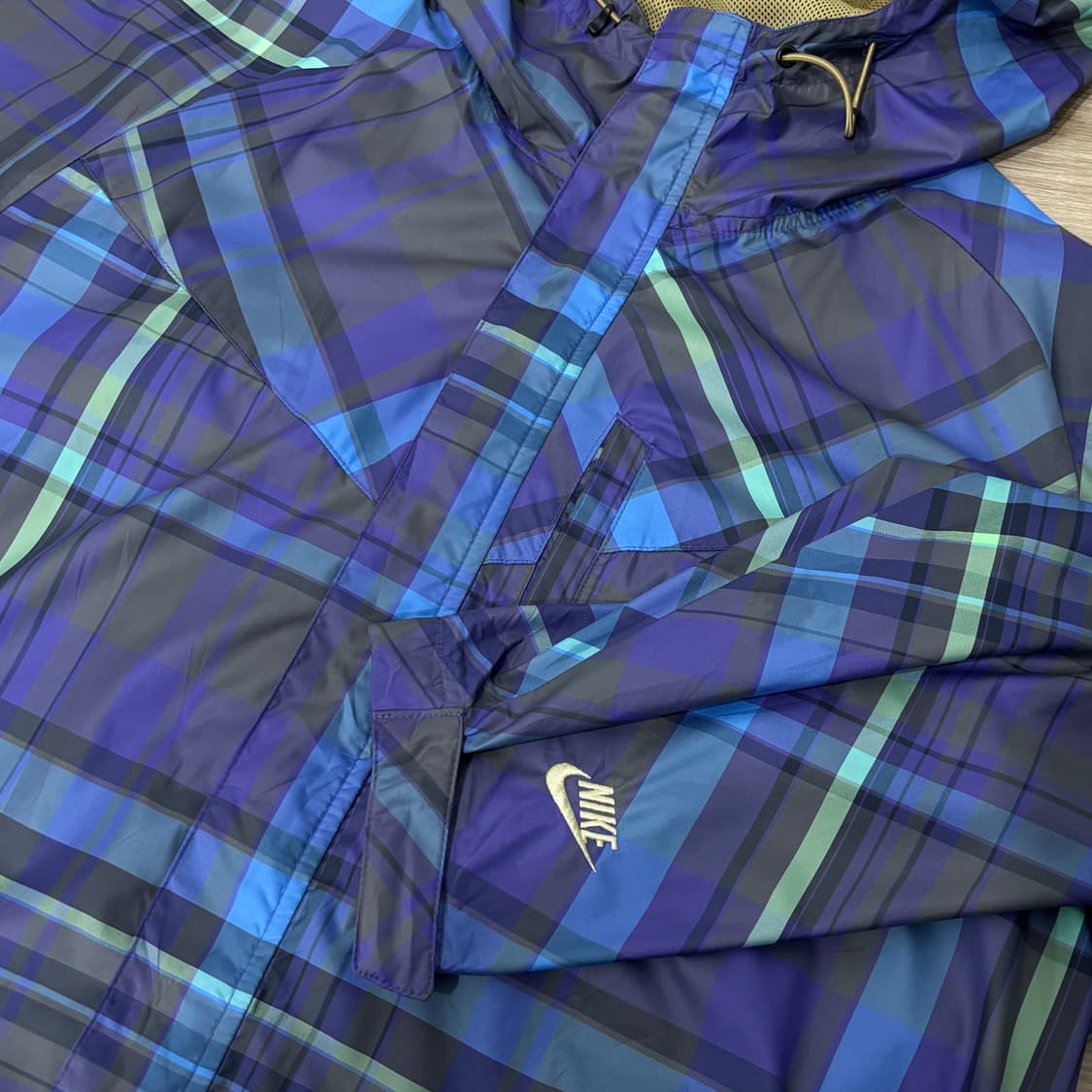 나이키 체크 후드 바람막이 상품이미지2