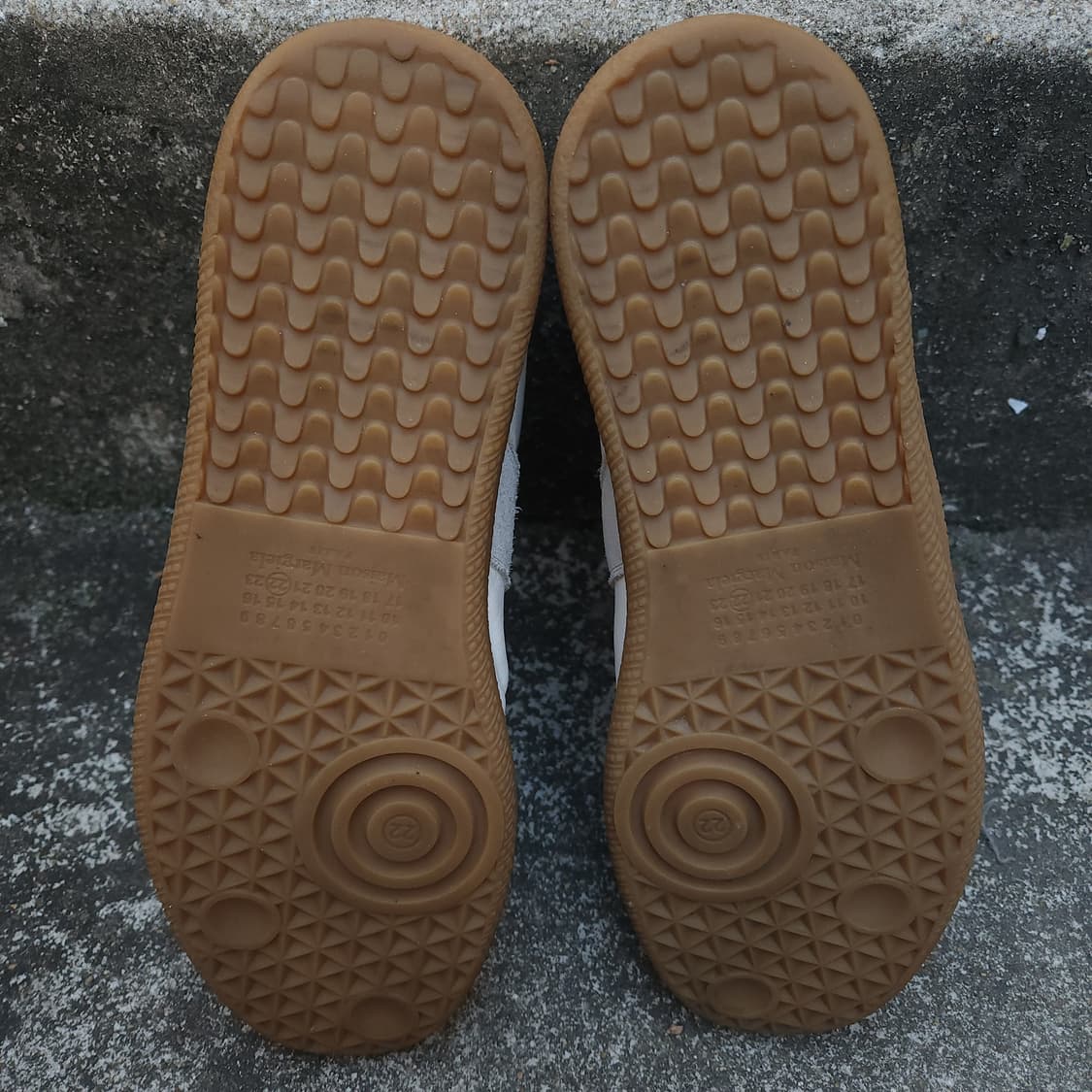 [40] 메종 마르지엘라 카프스킨 레플리카 스니커즈 화이트 상품이미지5