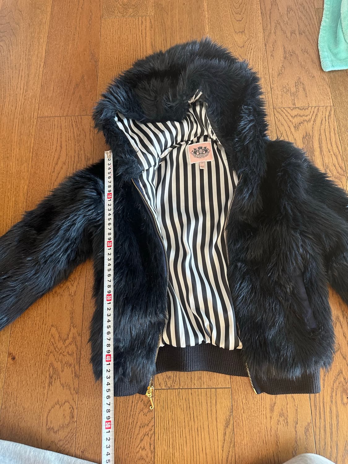 쥬시 꾸뛰르 블랙 퍼 후드 자켓 상품이미지6