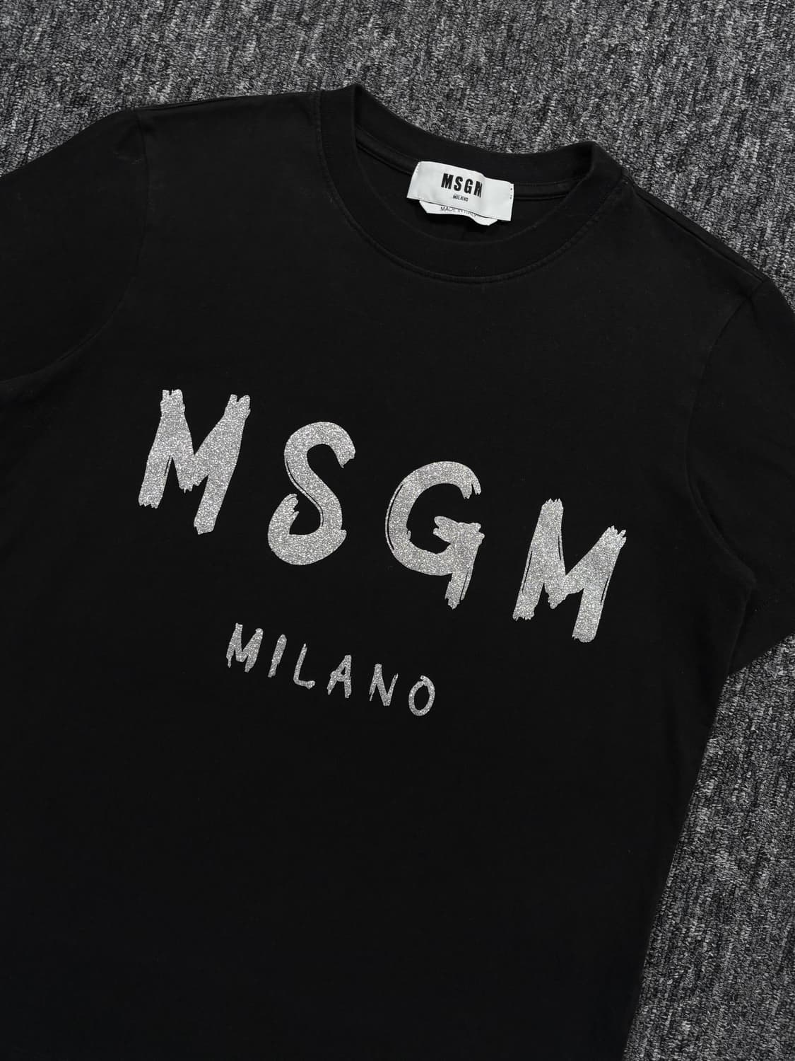 msgm 브러쉬드 블랙 반팔 상품이미지5