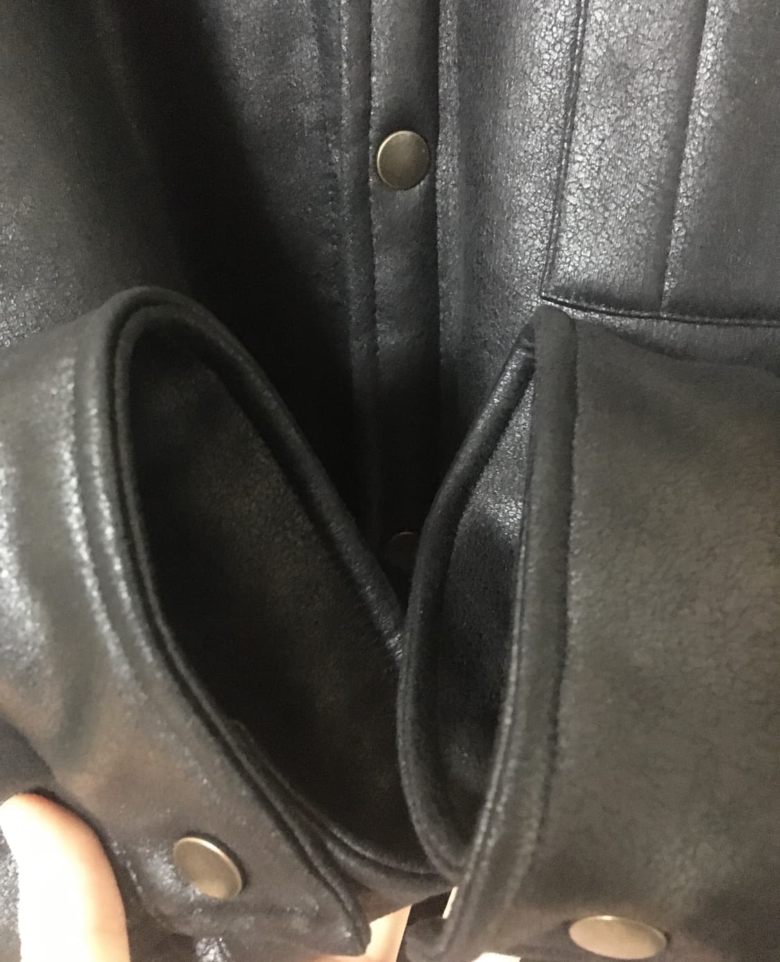 자라 가죽자켓 블랙 판매합니다 상품이미지4