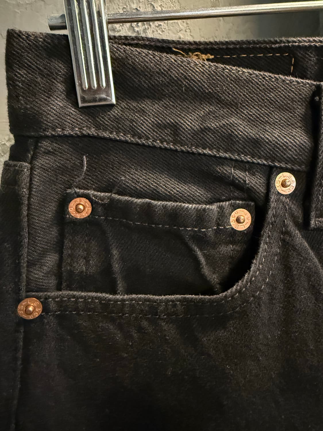 28 리바이스 1996년 USA LEVIS 501 블랙 데님 팬츠 상품이미지4