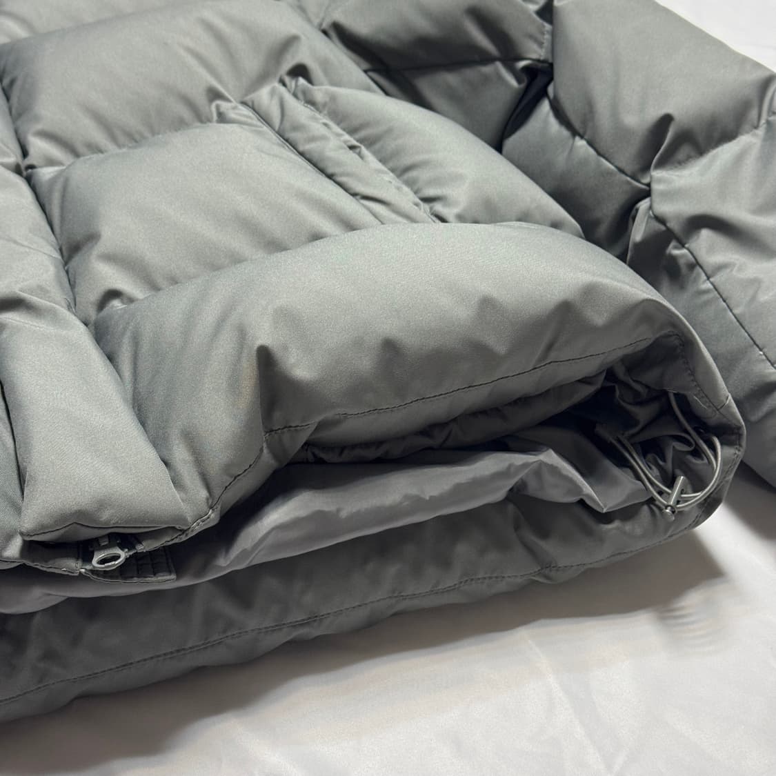 [M] 더티셔츠뮤지엄 덕다운 숏패딩 그레이 상품이미지4