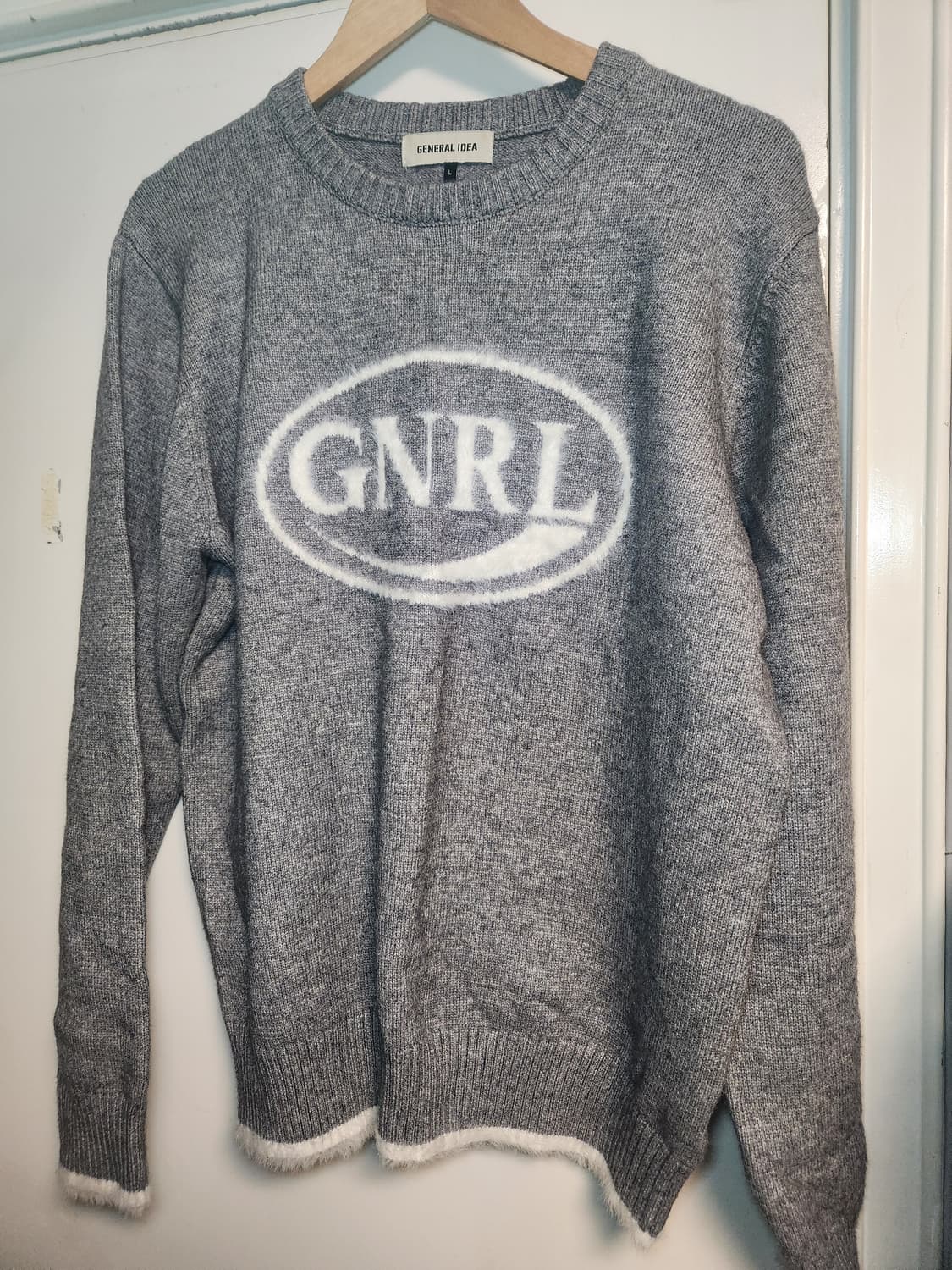 제너럴아이디어 니트 L 상품이미지1