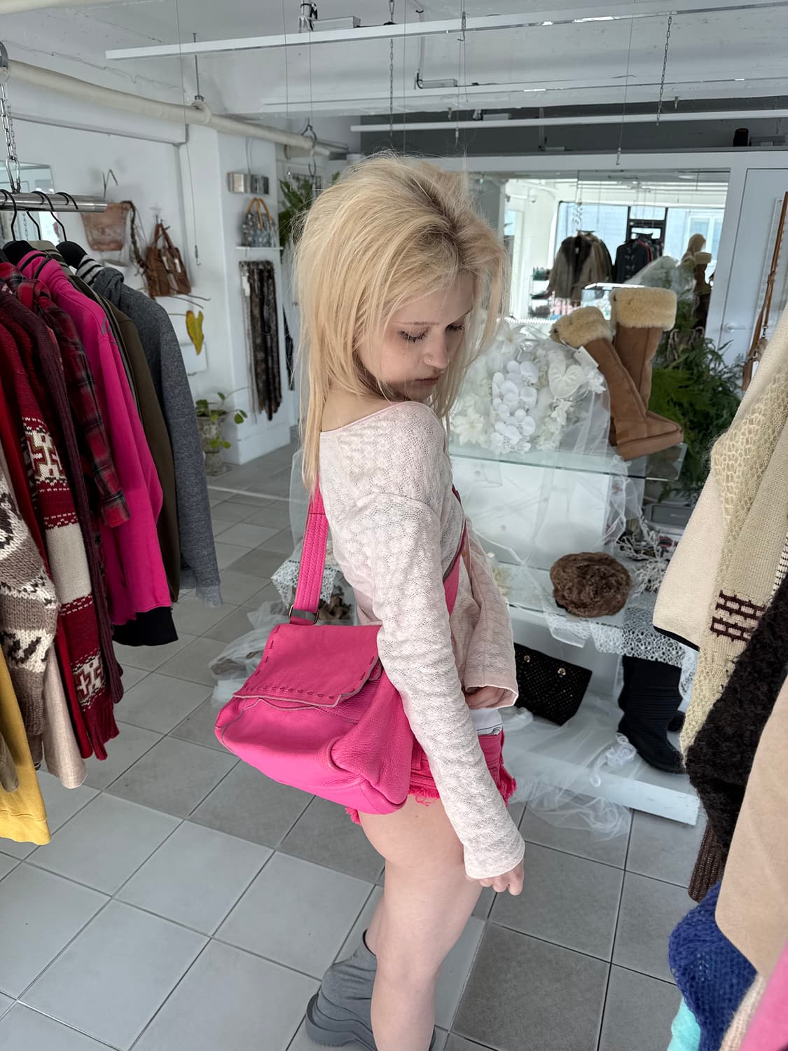 pink patchwork leather messenger bag 상품이미지2