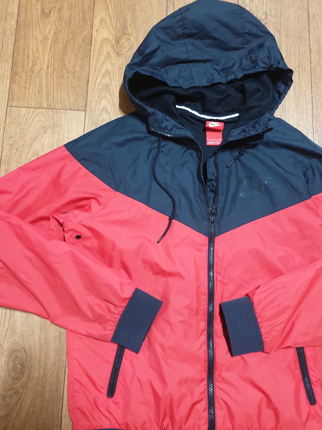 1151 나이키 운동복 바람막이 95 사이즈입니다 상품이미지4