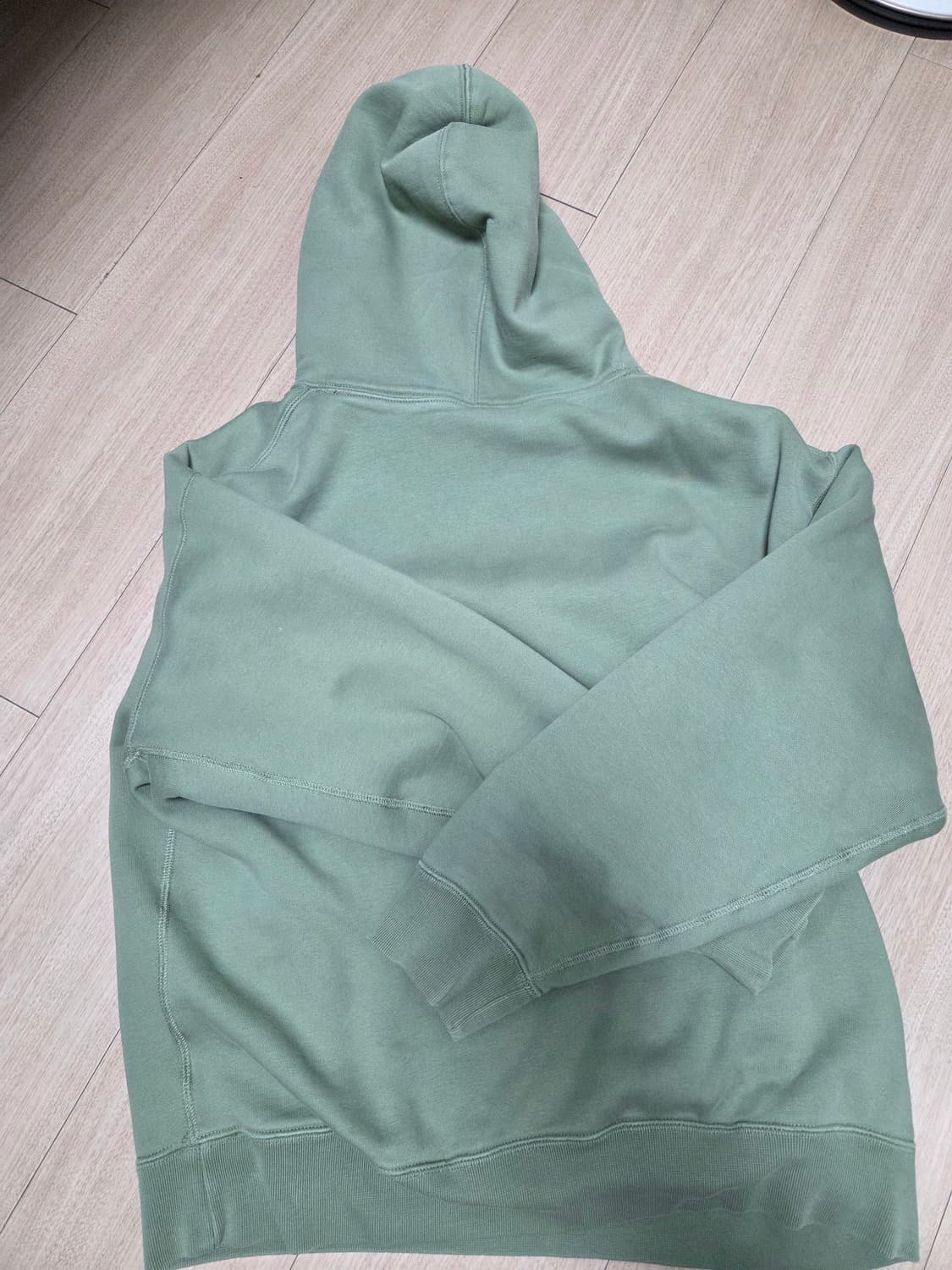 나이키 솔로 스우시 후드티 오일 그린 상품이미지2