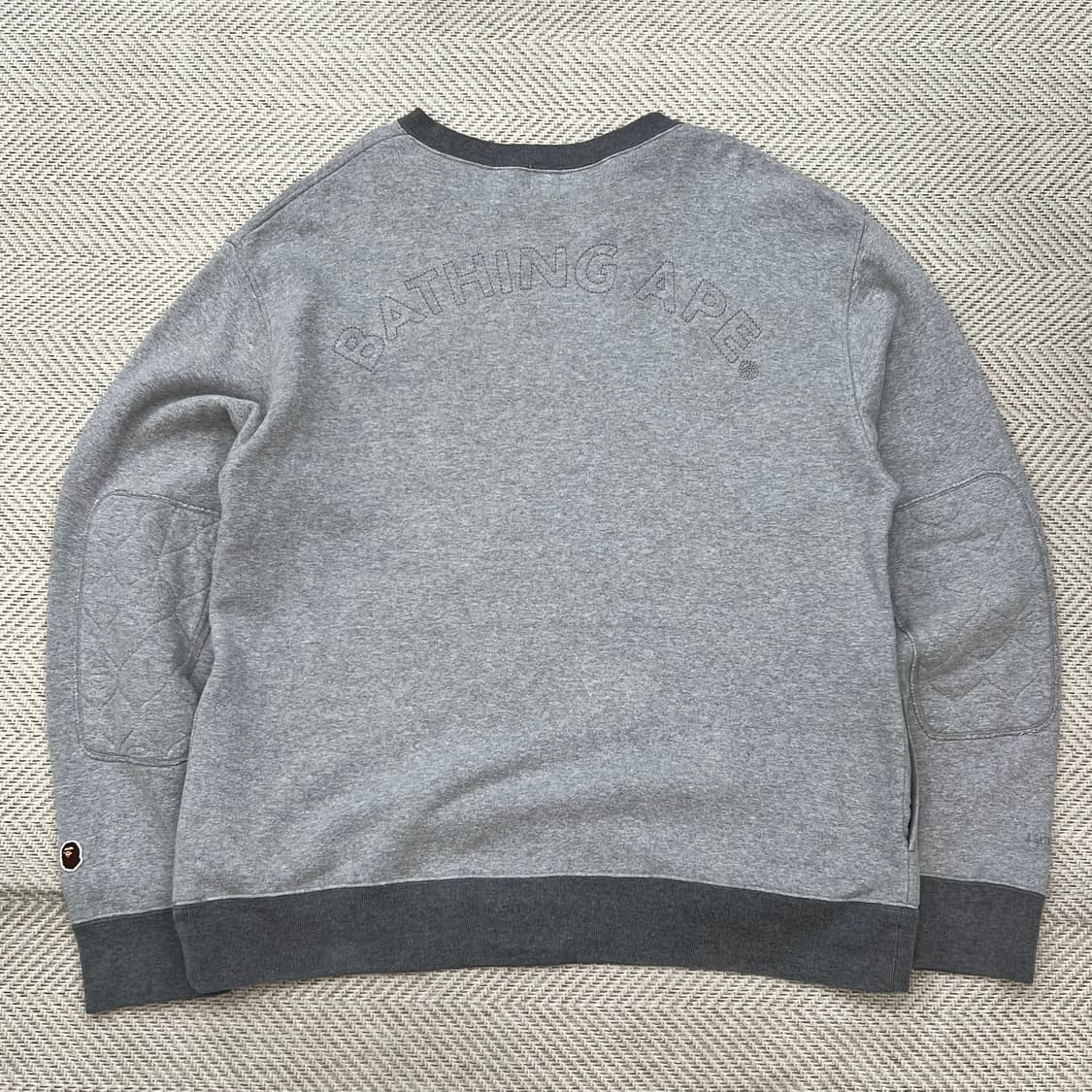 베이프 원포켓 패치 맨투맨 r2532 상품이미지2