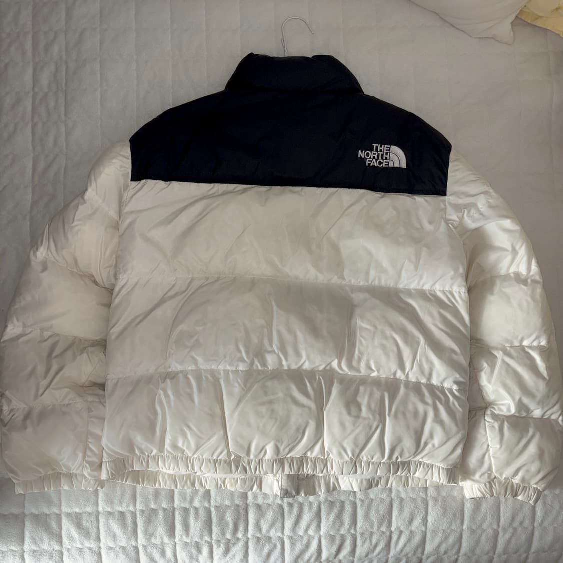 노스페이스 눕시 하이브리드 다운 볼 자켓 아이보리 (W) 상품이미지2