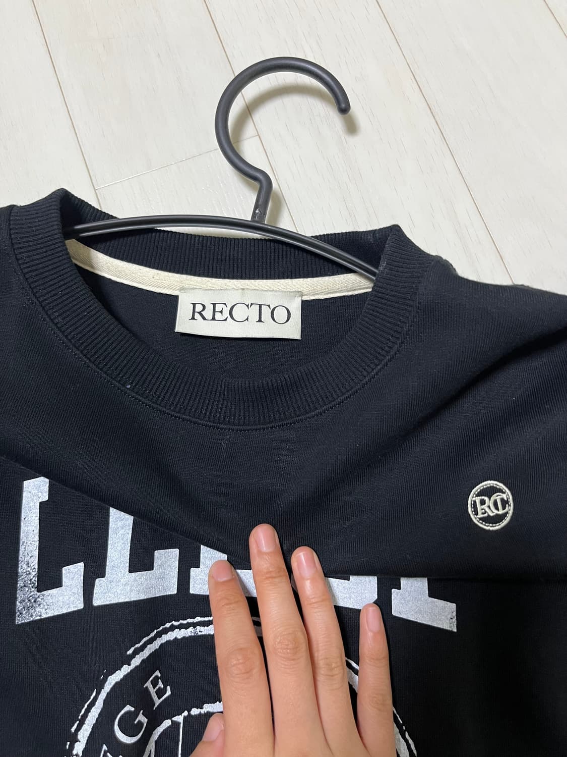 렉토 크롭 맨투맨 상품이미지2