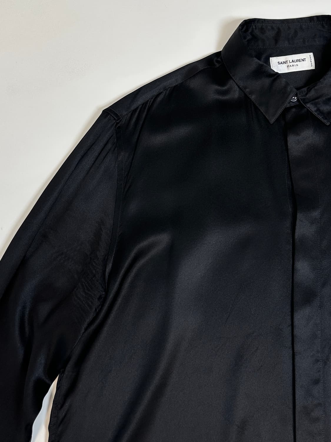 Ysl 입생로랑 실크 새틴 셔츠  상품이미지6