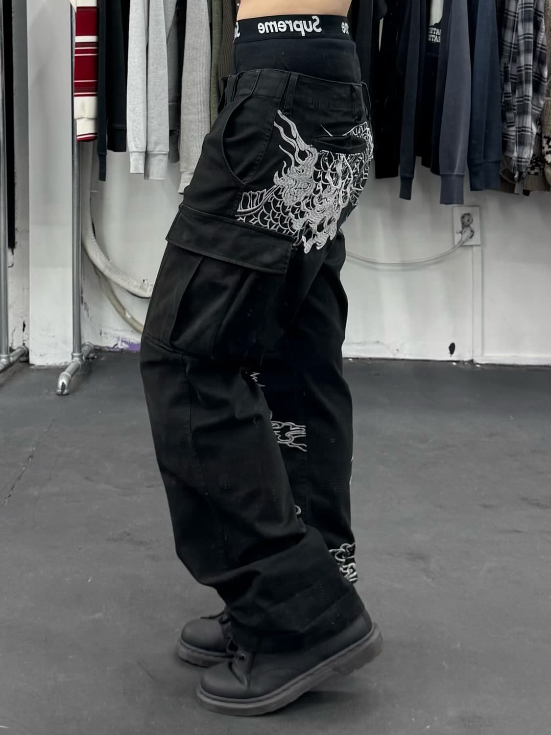 카라쿠리 타마시 오리엔탈 드래곤 카고팬츠 상품이미지3