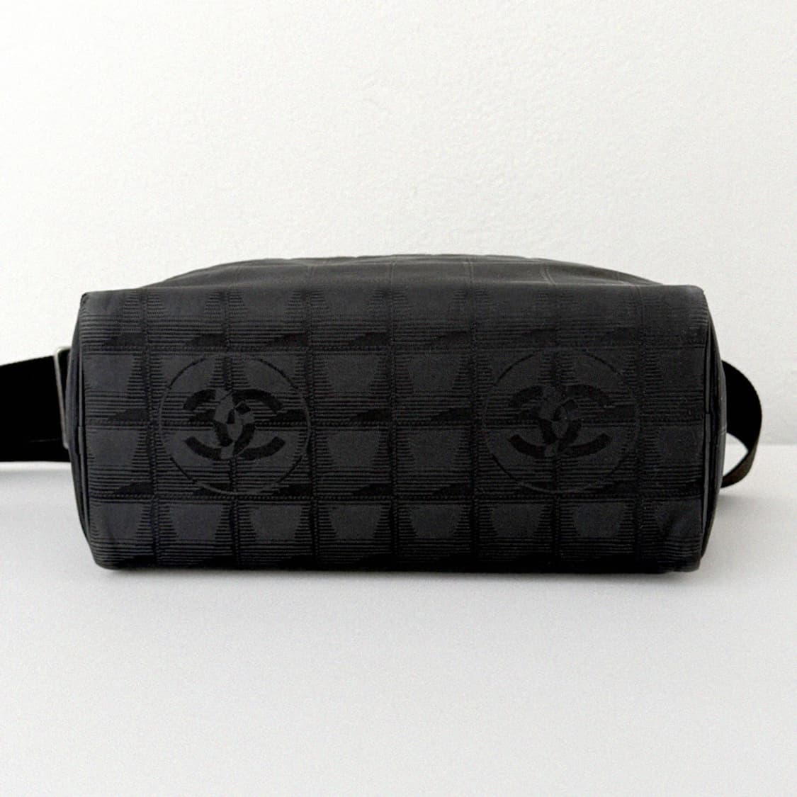 샤넬 뉴 트래블라인 블랙 카메라백 크로스백 상품이미지5